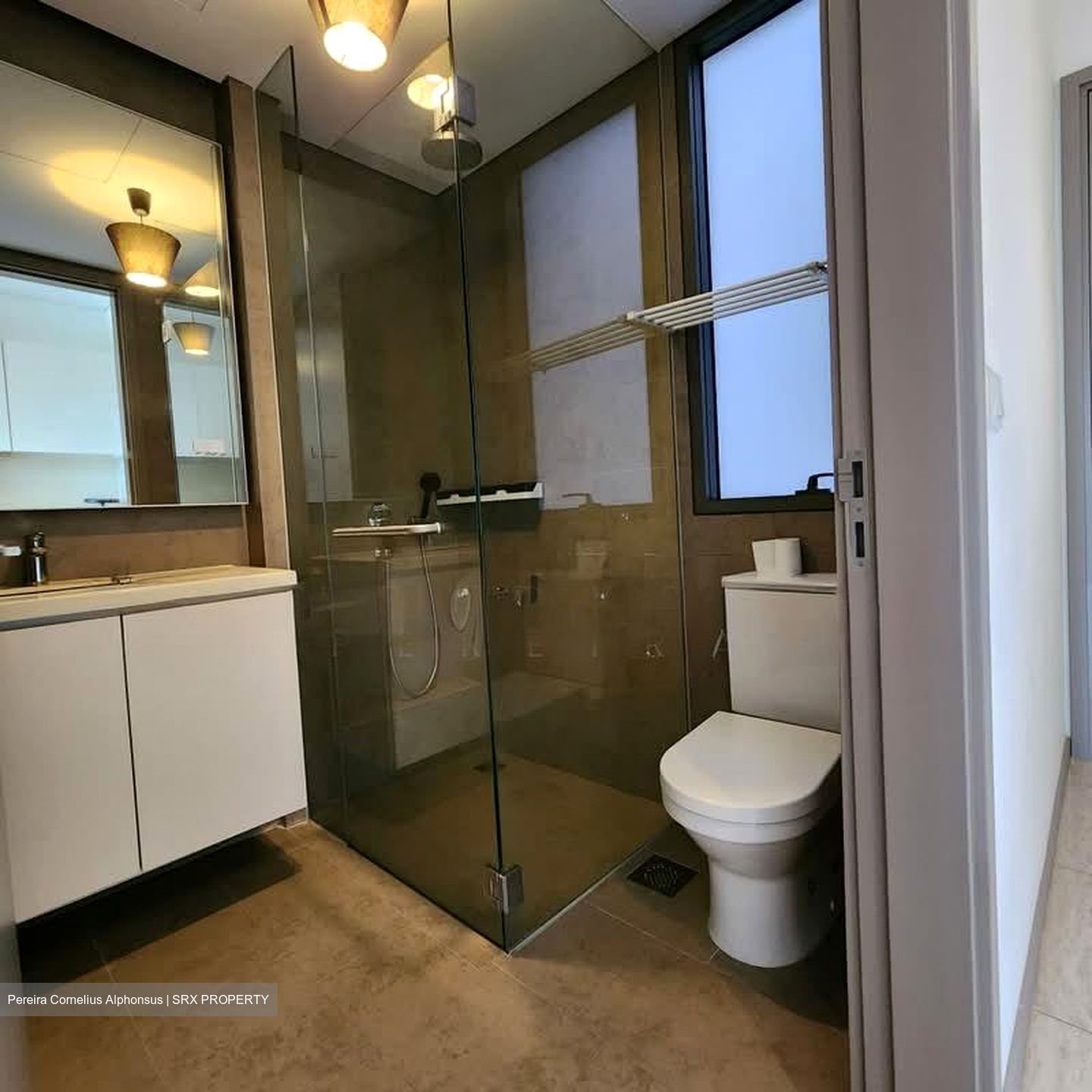 Stratum (D18), Condominium #585580481